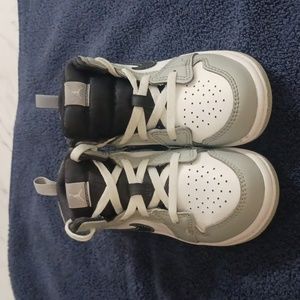 Nike Air Jordan 1 boys sneakers sz 10c